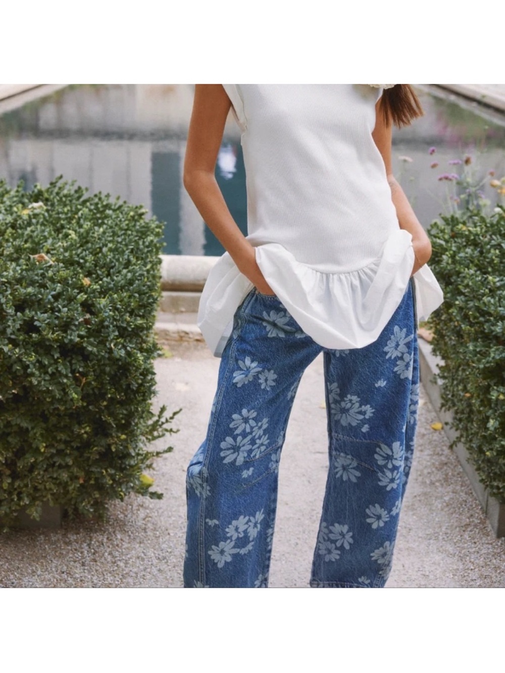 We The Free Denim Wide-Leg Jeans with White Daisy Print !!!!